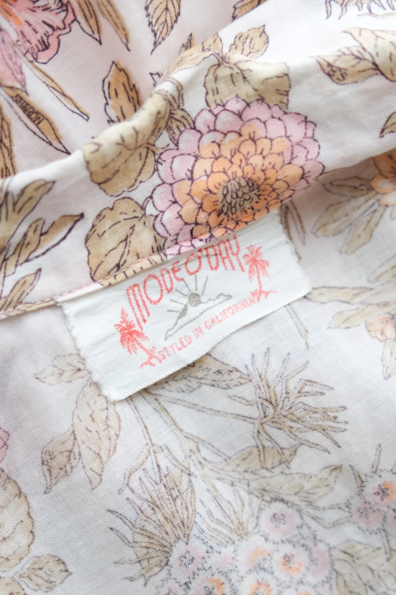Adorable 1950's Apricot Floral Cotton Sundress / Sz SM