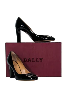 Bally - Black Patent Leather "Harmoni" Pumps w/ Logo Plate Sz 9.5