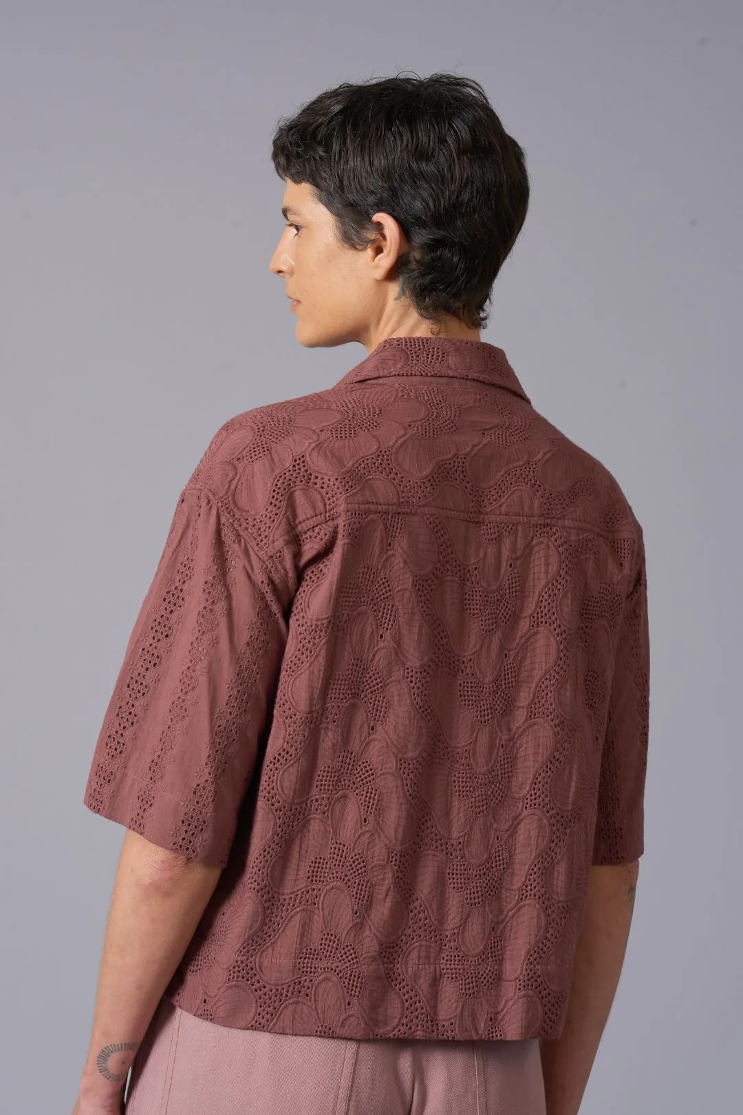 Broidery Cropped Shirt