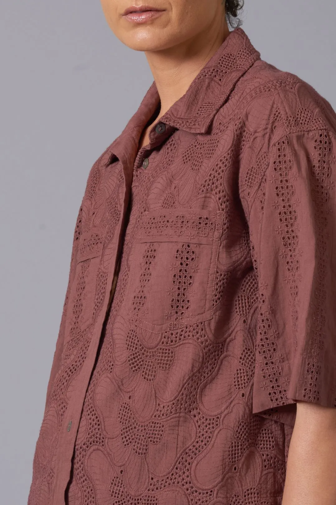 Broidery Cropped Shirt