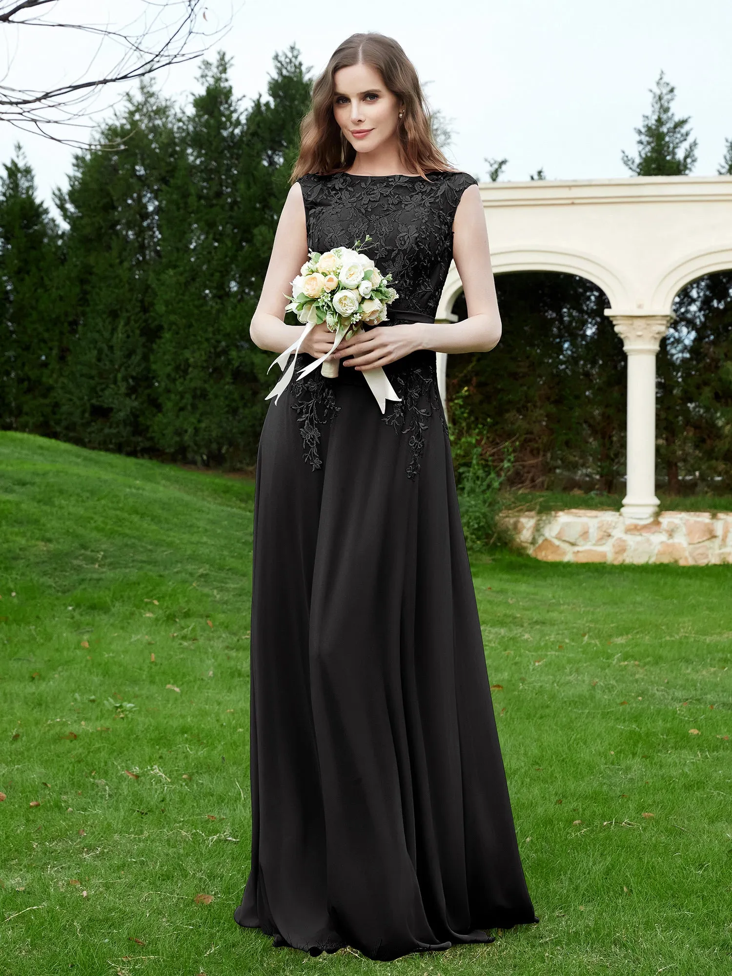 Elegant Illusion Lace Appliqued Dress With Buttons Black Plus Size