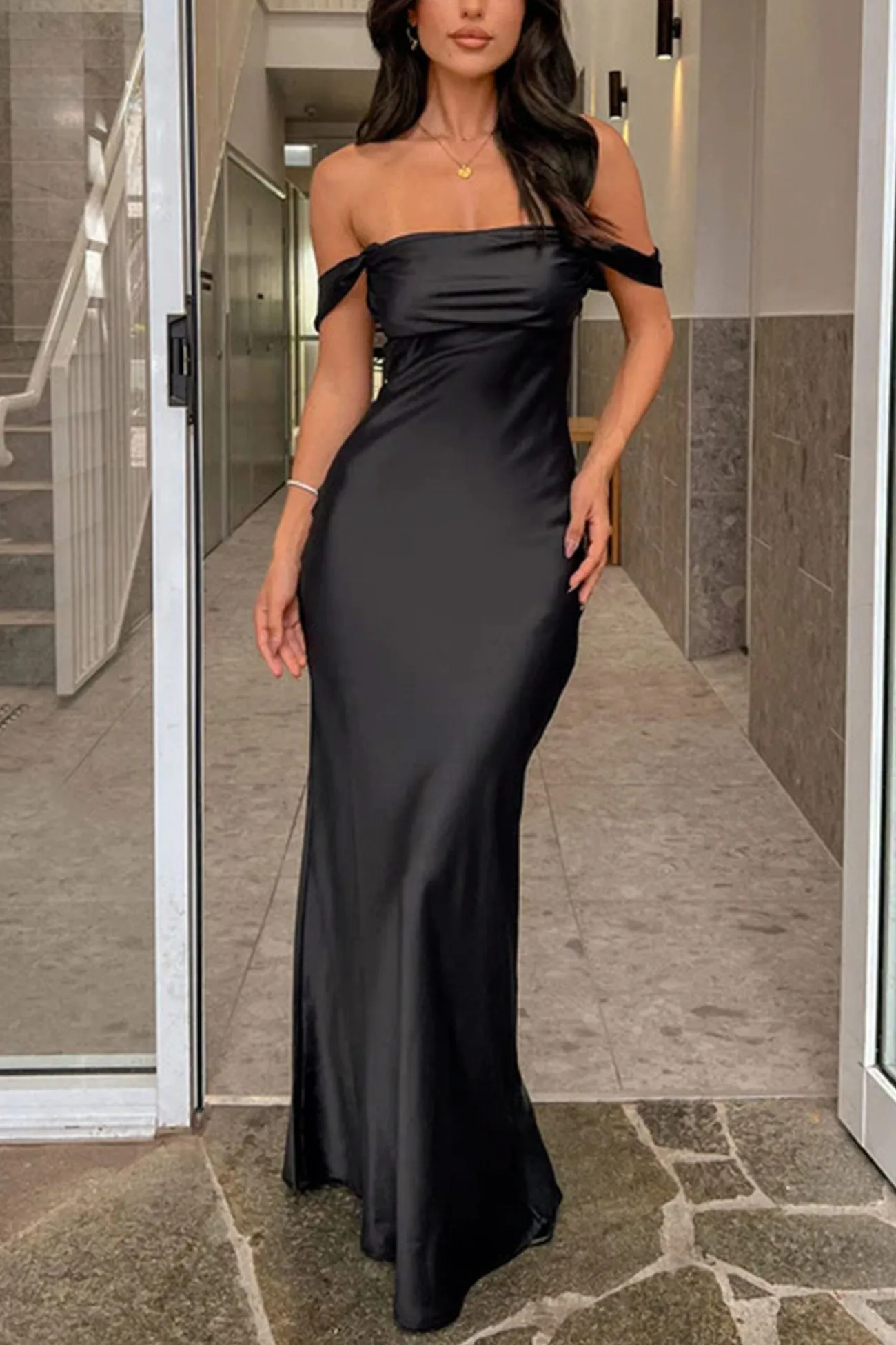 Off-shoulder Satin Ruched Pack Hip Dress