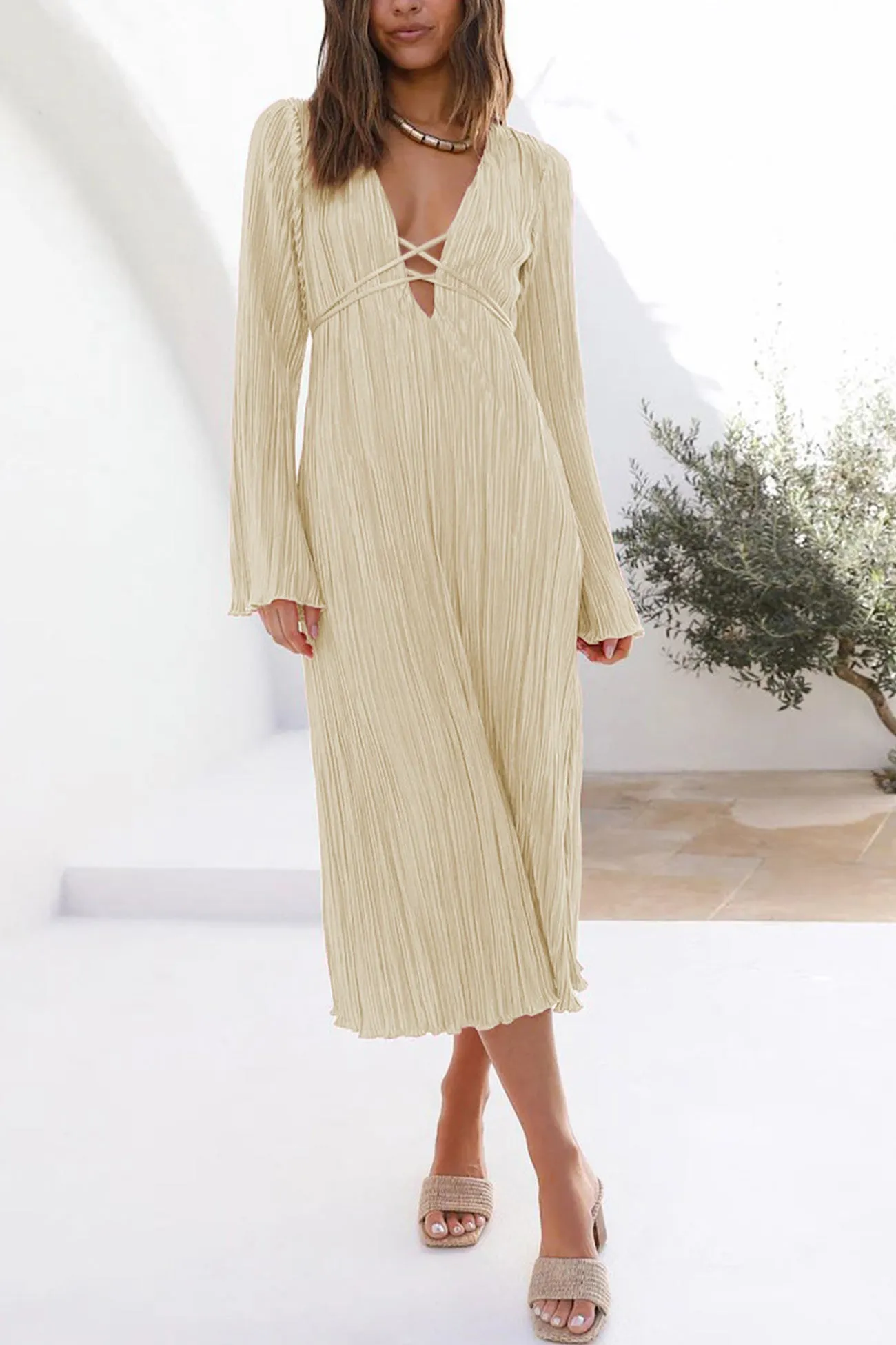 Pleated Flares Sleeve Tie-waist Dress