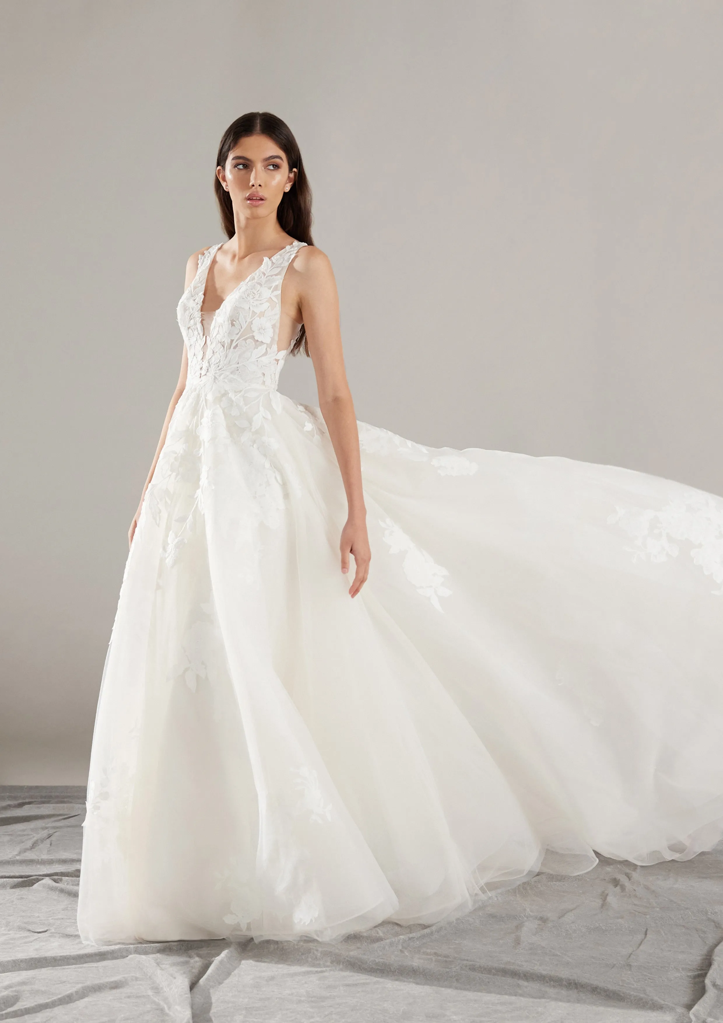 Pronovias: West