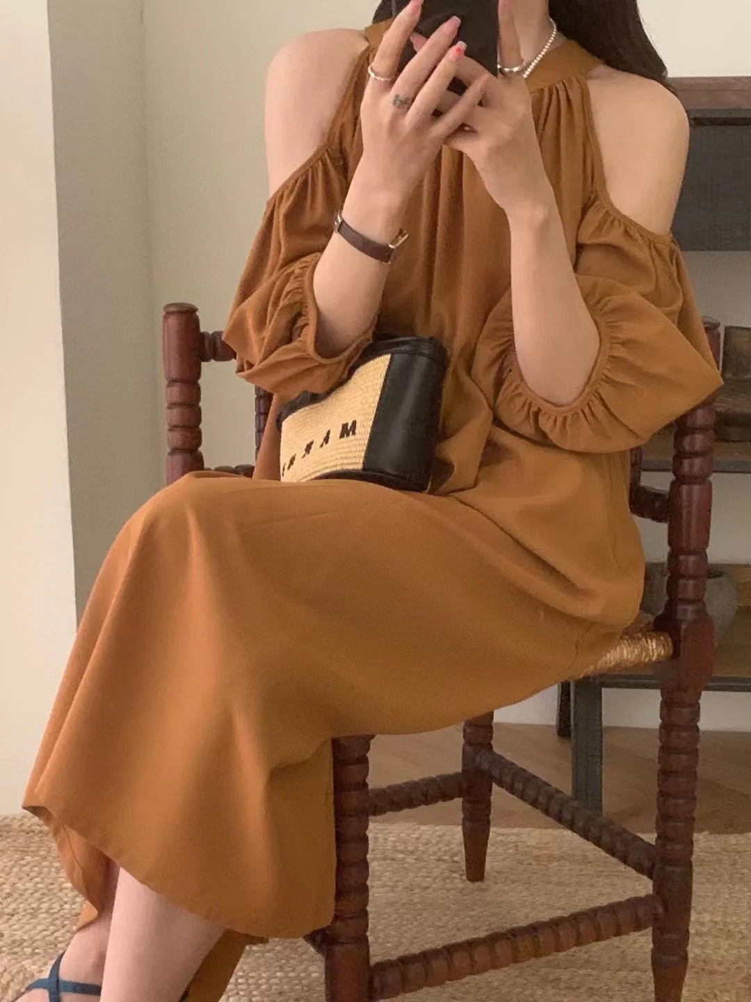 Round Neck Cold Shoulder Chiffon Midi Dress