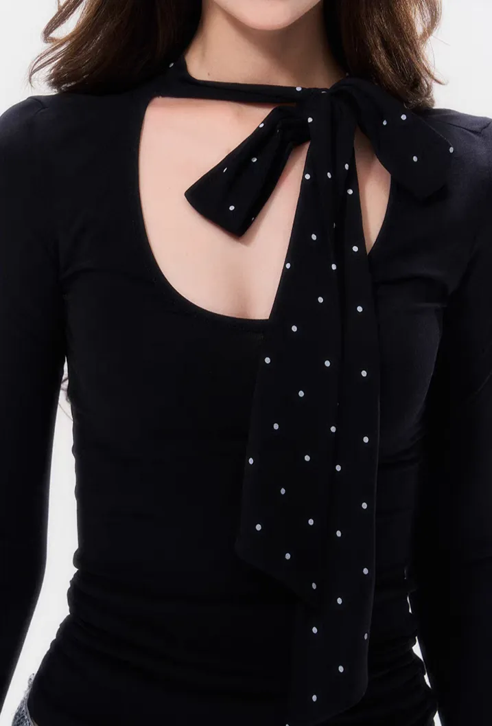 Slim Long Sleeve Top with Bow Pattern Detail