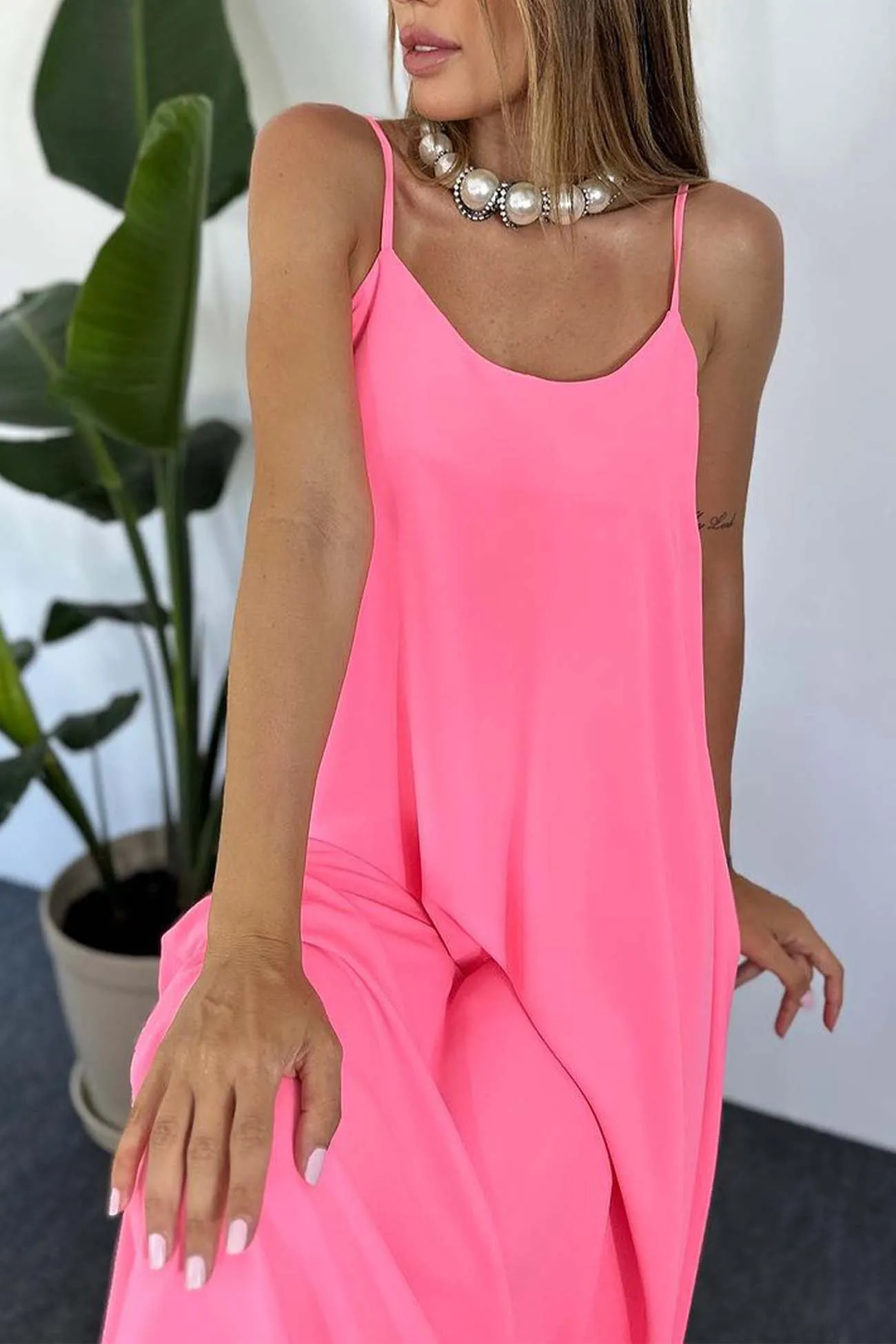 Solid Color A-Line Sleeveless Midi Dress