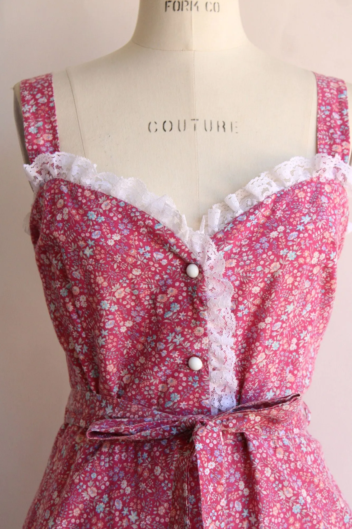 Vintage 1970s 1980s Pink Floral Calico Sundress with Pockets